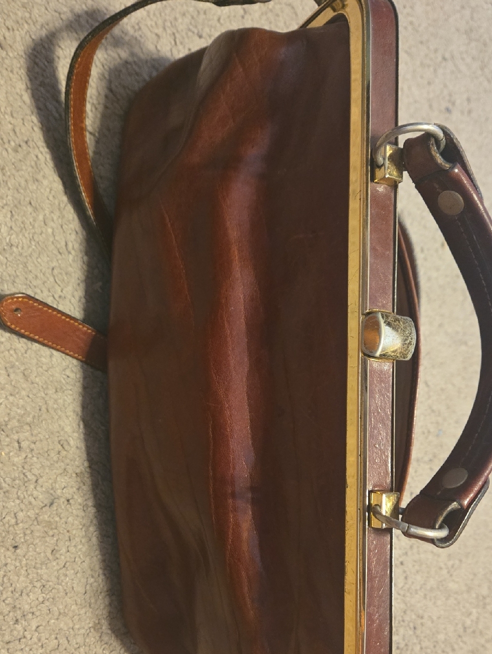 Oroton Chestnut Brown Leather Satchel with Top Handle - Picture 2 of 4